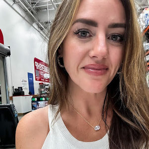 Meet your Posher, Kaleigh